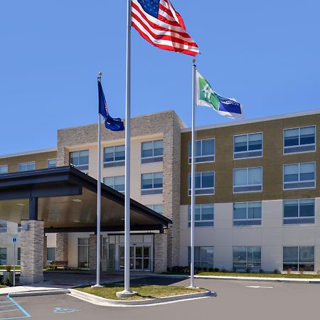 Holiday Inn Express & Suites Farmington Hills - Detroit By Ihg Экстерьер фото