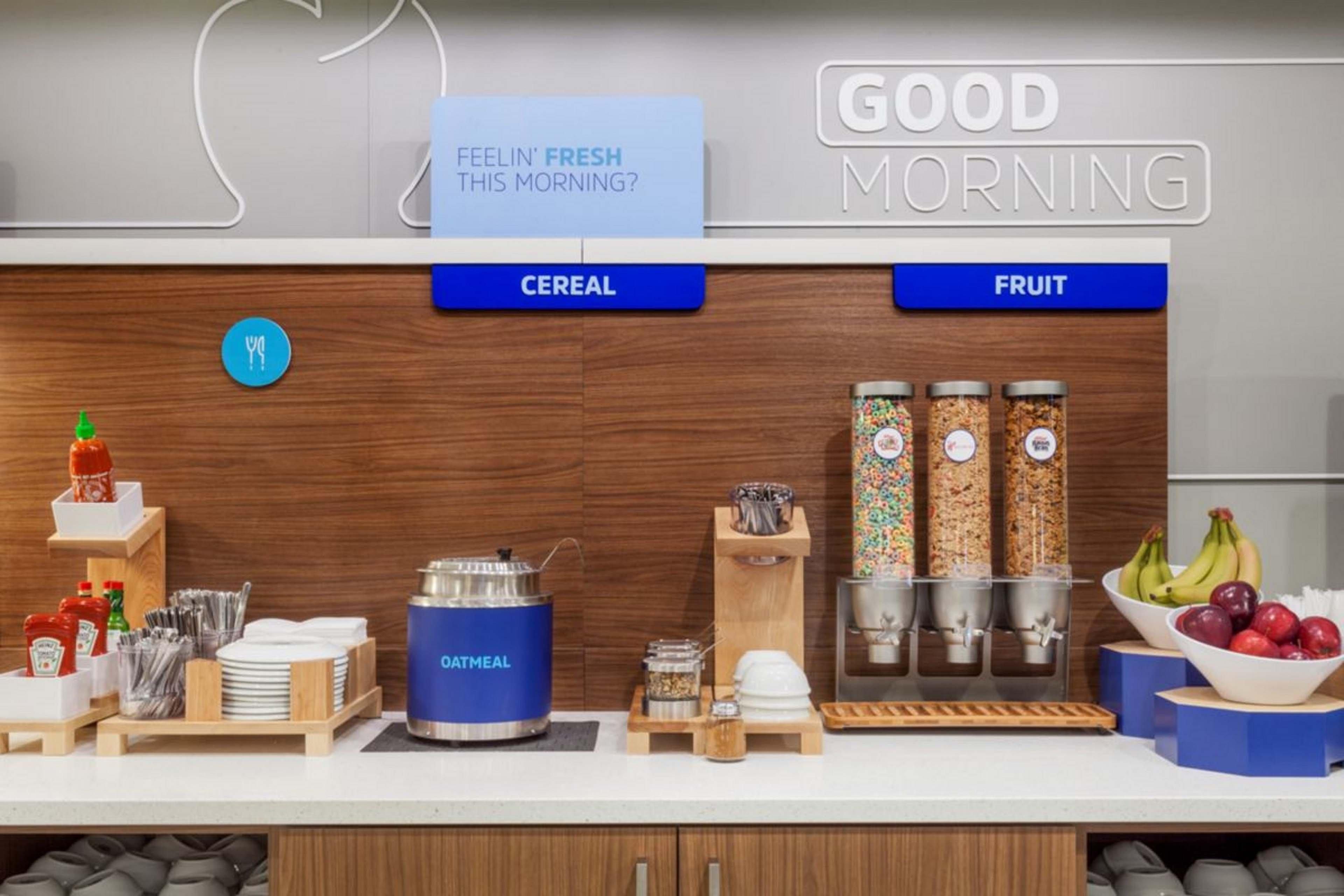 Holiday Inn Express & Suites Farmington Hills - Detroit By Ihg Экстерьер фото