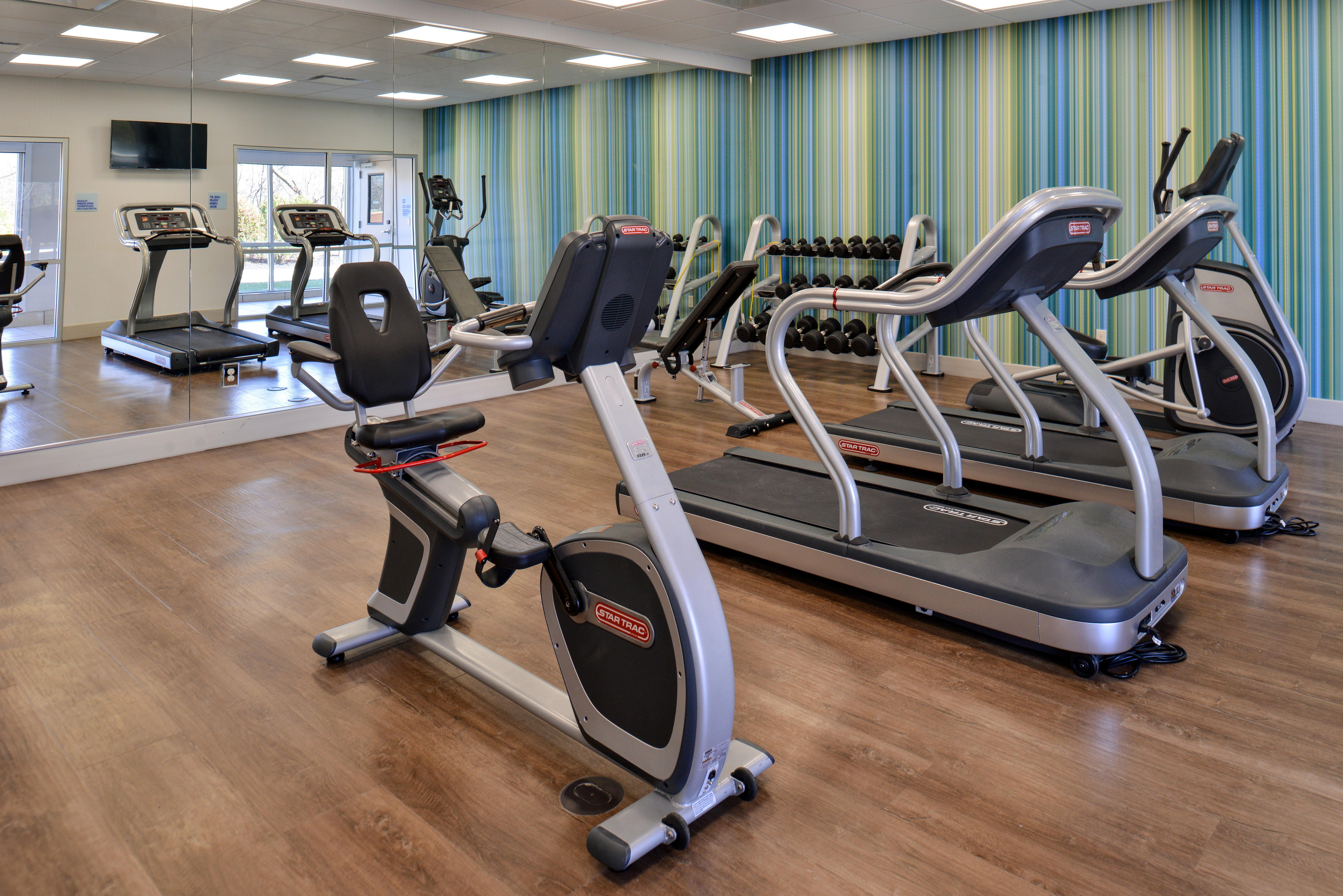 Holiday Inn Express & Suites Farmington Hills - Detroit By Ihg Экстерьер фото