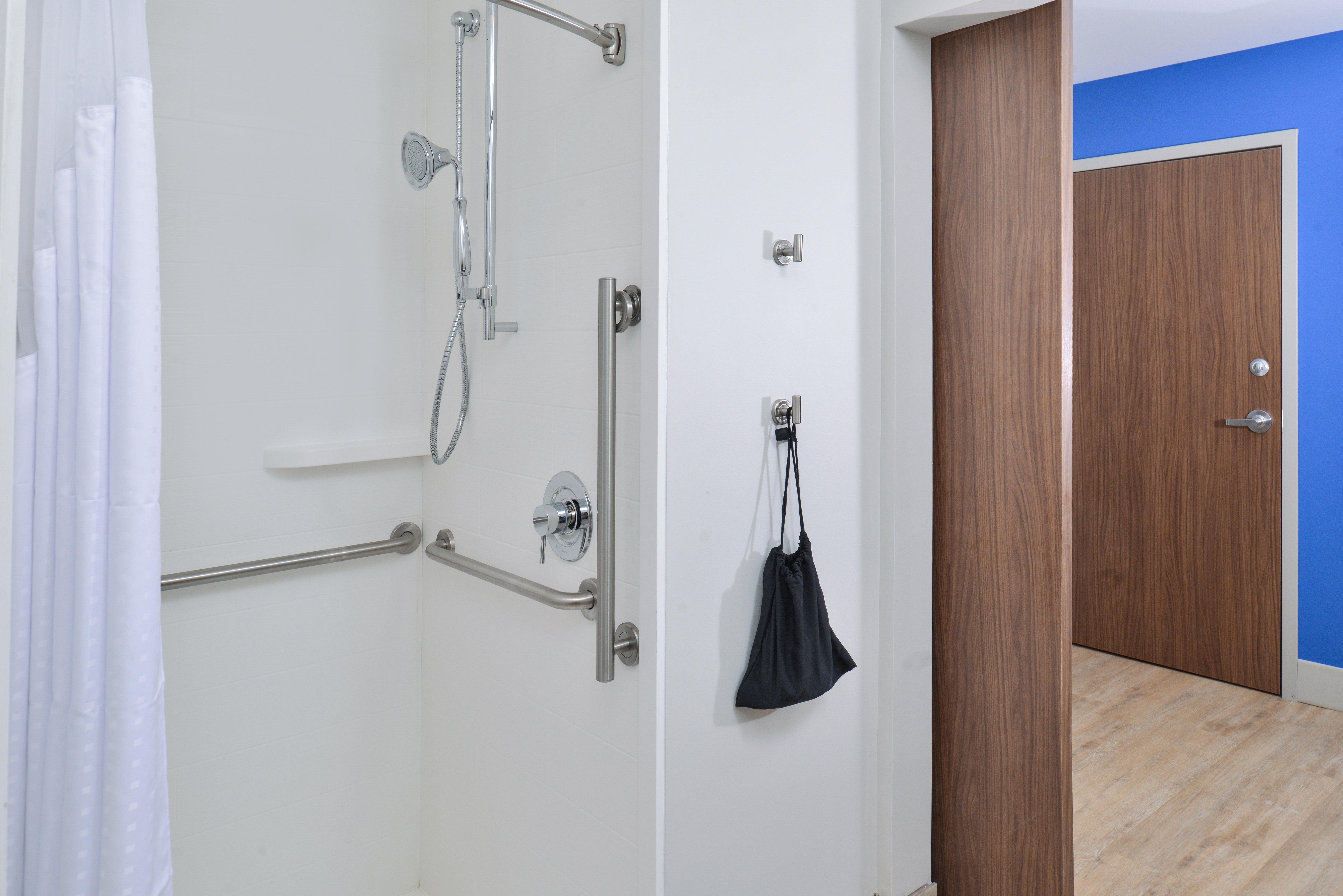 Holiday Inn Express & Suites Farmington Hills - Detroit By Ihg Экстерьер фото